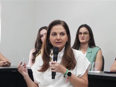 Notícia destaque: Gisela Cardoso participa do Encontro Elas em Foco, promovido pela Uniproc