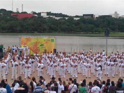 Foto da Notícia: Comissão de Defesa da Igualdade Racial representa OAB-MT em evento com mais de 300 capoeiristas